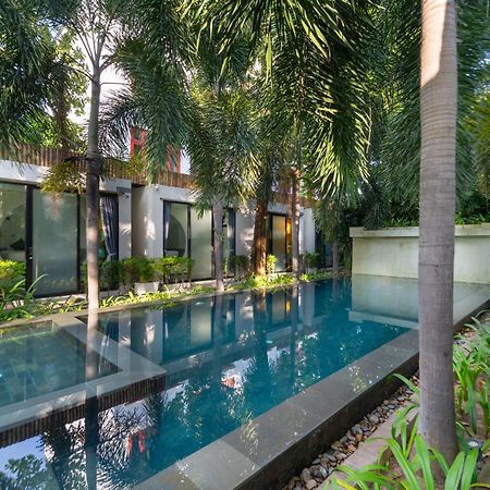 Tunnel Urban Retreat Hotel Siem Reap Buitenkant foto