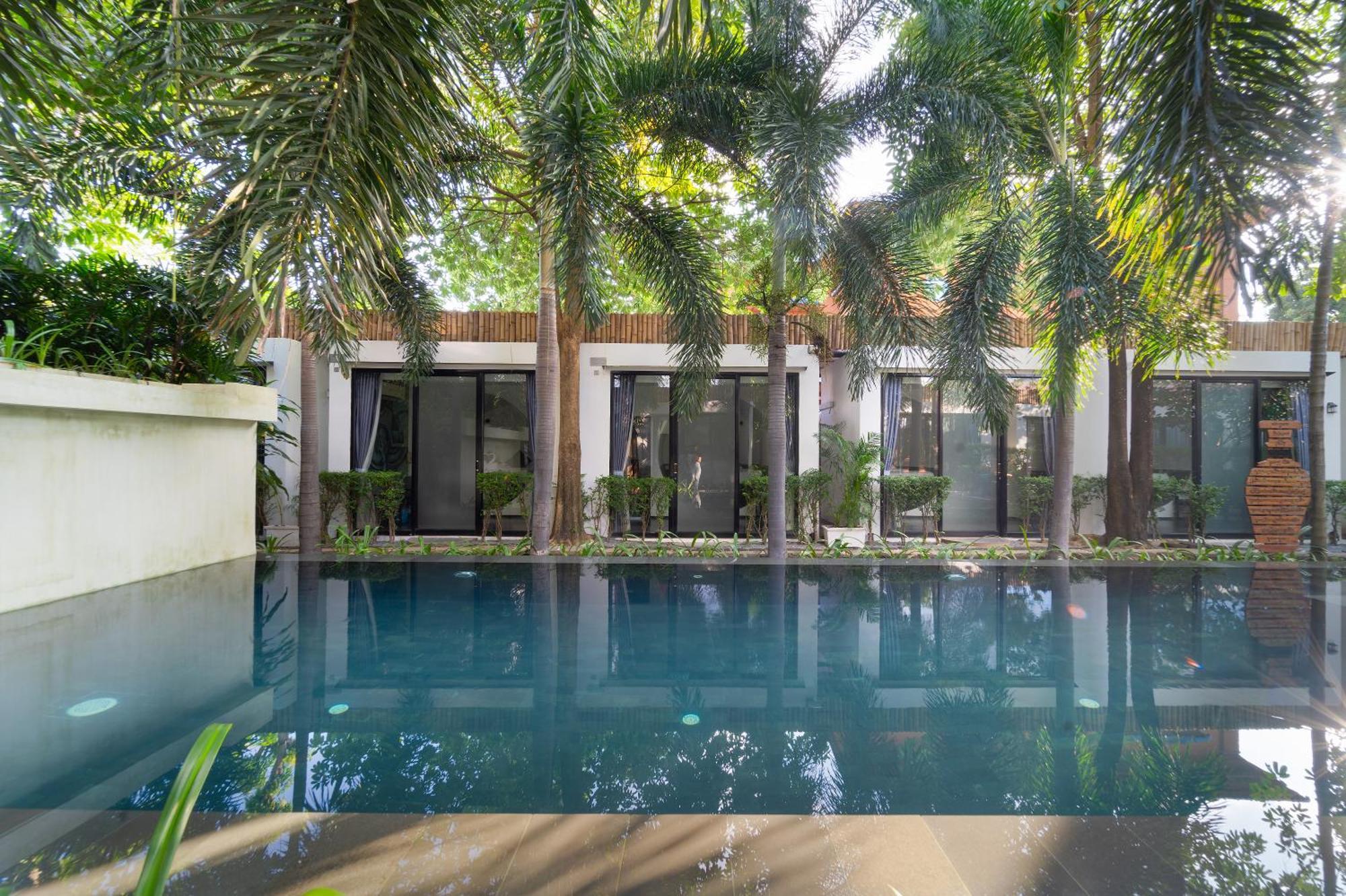 Tunnel Urban Retreat Hotel Siem Reap Buitenkant foto